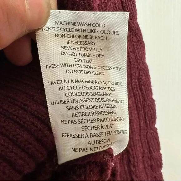 Bleu Gray Cable Knit Sweater Burgundy Size Medium - Picture 12 of 16